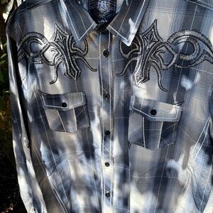 Roar for Buckle men’s XL embroidered shirt